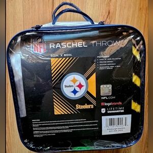 TWIN SIZE STEELERS BLANKET